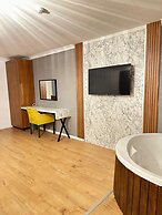 Bungaport Bungalows&Suites