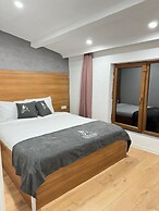 Bungaport Bungalows&Suites