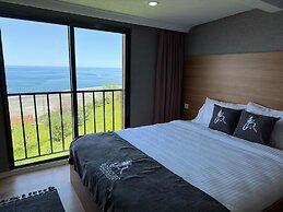 Bungaport Bungalows&Suites