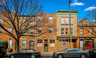 Wyatt's Saloon Guest House 2