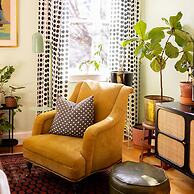 Wyatt's Saloon Guest House 2