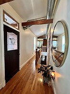 Wyatt's Saloon Guest House 2