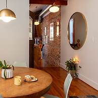 Wyatt's Saloon Guest House 2