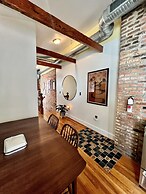 Wyatt's Saloon Guest House 2