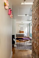 Wyatt's Saloon Guest House 2