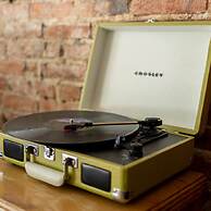 Wyatt's Saloon Guest House 2