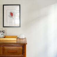 Wyatt's Saloon Guest House 2