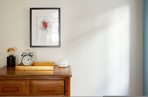 Wyatt's Saloon Guest House 2