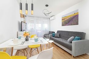 Air Conditioned Apartment by Renters