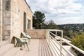 Villa L'Arco in Col with jacuzzi tub