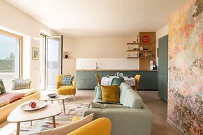 Villa L'Arco in Col with jacuzzi tub