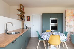 Villa L'Arco in Col with jacuzzi tub