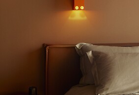 Hyde Melbourne Place