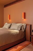 Hyde Melbourne Place