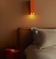 Hyde Melbourne Place