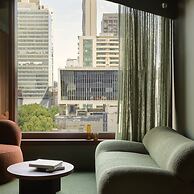 Hyde Melbourne Place