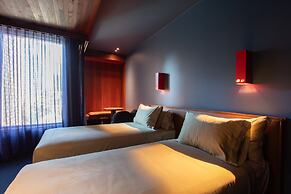 Hyde Melbourne Place