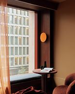 Hyde Melbourne Place