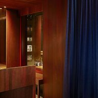 Hyde Melbourne Place