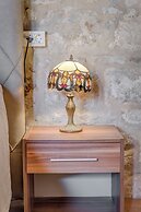 Emperor Suite - Beyond Timeless