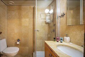 Andromeda's Charm by Sea N' Rent