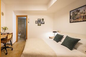 Andromeda's Charm by Sea N' Rent