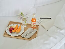 Flora Apartment Hotel