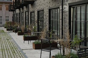 Flora Apartment Hotel