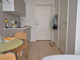 Flora Apartment Hotel