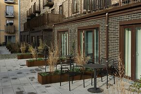 Flora Apartment Hotel