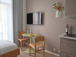 Flora Apartment Hotel