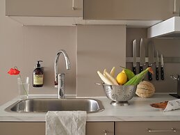 Flora Apartment Hotel