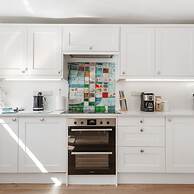 Ty Hapus - Close to Beach and Town