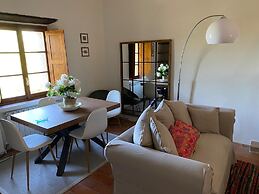 Tuscan Countryside Charm by Sea N' Rent