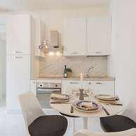 Luce Apartment in Como