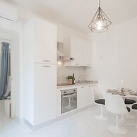 Luce Apartment in Como