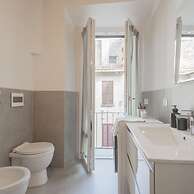 Luce Apartment in Como