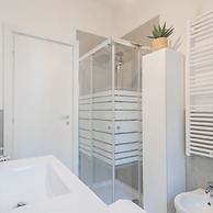 Luce Apartment in Como