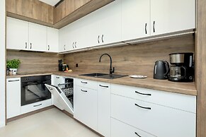 Family Apartment in Kolobrzeg by Renters