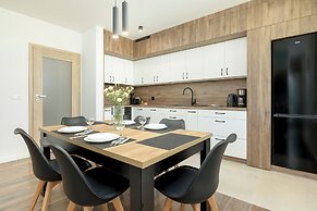 Family Apartment in Kolobrzeg by Renters