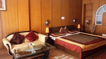 Hotel Himshikhar Joshimath