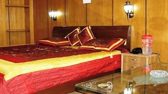 Hotel Himshikhar Joshimath