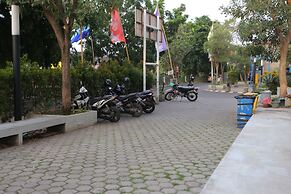 Collection O 93914 Iconic Residence