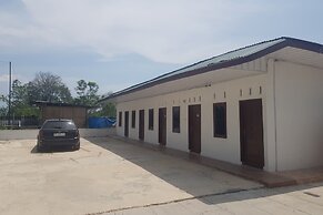 OYO 93941 Tasya Homestay