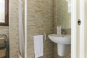 Trullo delle Acacie with pool