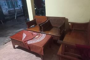 SPOT ON 93917 Homestay Adreena Syariah