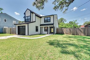 Modern Jacksonville Home - Close to River!