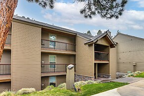 Chic Bend Condo w/ Fireplace & Forest Views!