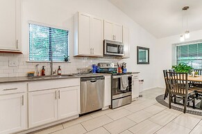 Modern Cedar Park Home: 20 Mi to Downtown Austin!