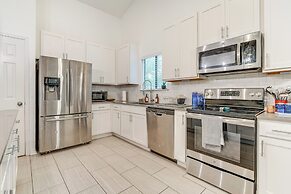 Modern Cedar Park Home: 20 Mi to Downtown Austin!